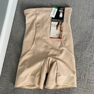 NEW Miraclesuit hi-waist thigh shaper size large.